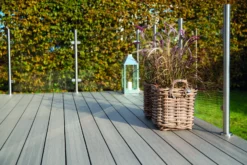 Plast T-klip med skrue